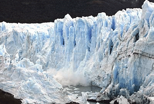 Гигантский ледник сползает на Аргентину