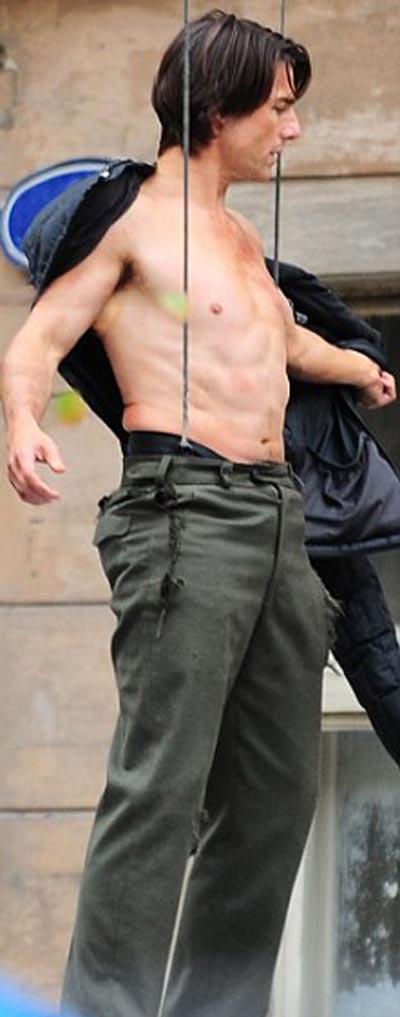 Том Круз совершает головокружительные трюки