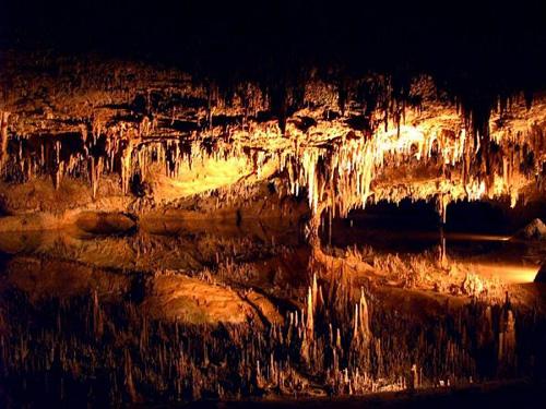 Топ-10 самых удивительных подземных водоёмов