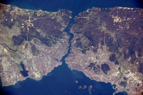 15 потрясающих фотографий прямо с борта МКС