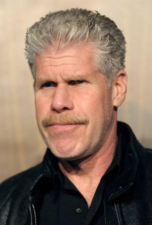 Знаменитости с оригинальными лицами