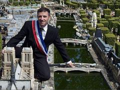 Французский Гулливер построил себе маленький Париж