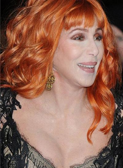 Шер сделала подтяжку лица пластырем