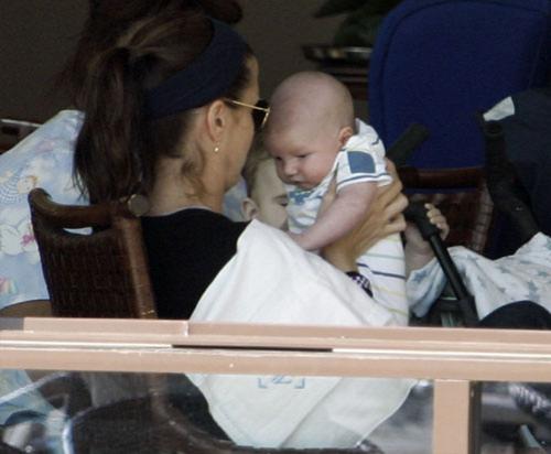 Свежая поросль пробилась на голливудских холмах