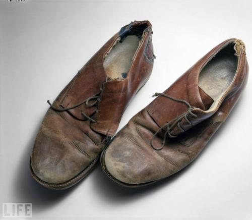 Обувь величайших людей столетия