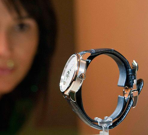 В Женеве представили самые дорогие часы планеты