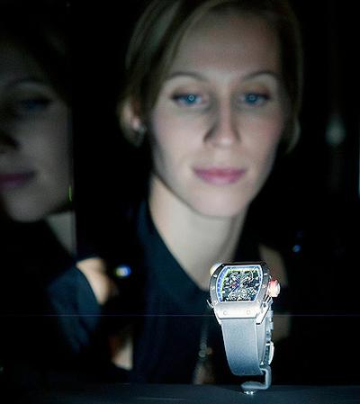 В Женеве представили самые дорогие часы планеты