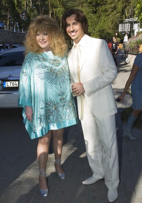 Самые ожидаемые свадьбы российских звезд