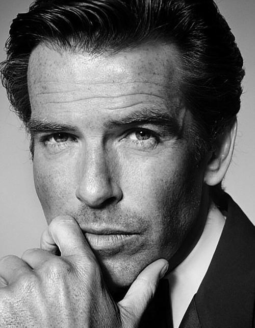 Как выглядели звезды Голливуда в своих ранних фотосессиях