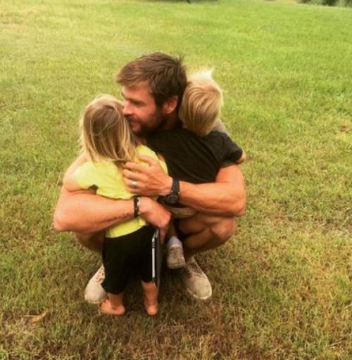 Дети напоказ: звезды, демонстрирующие фото отпрысков в Instagram