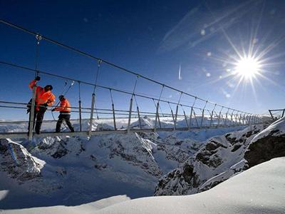 В Швейцарии открылся самый высокий в Европе подвесной мост