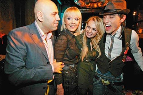 Стриптиз Билана конкурировал с эротикой Баскова