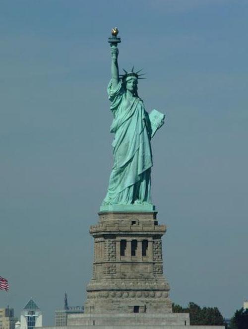 Самые большие статуи в мире