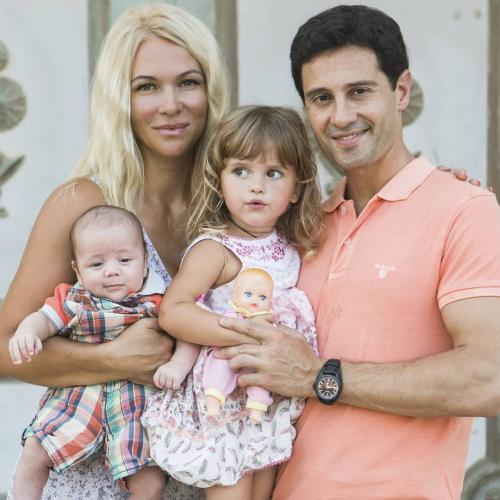 Они нашли друг друга: звездные пары, которые очень долго вместе