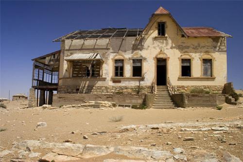 Город-призрак в песках Намибии