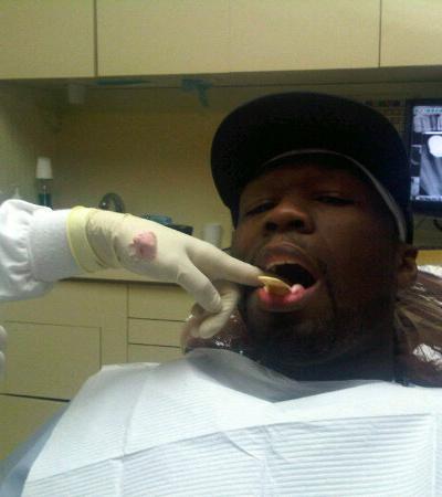 Звезды на приеме у стоматолога