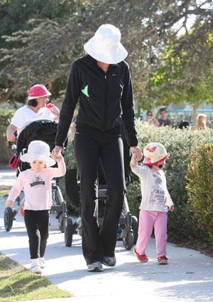 Знаменитые родители и их маленькие копии