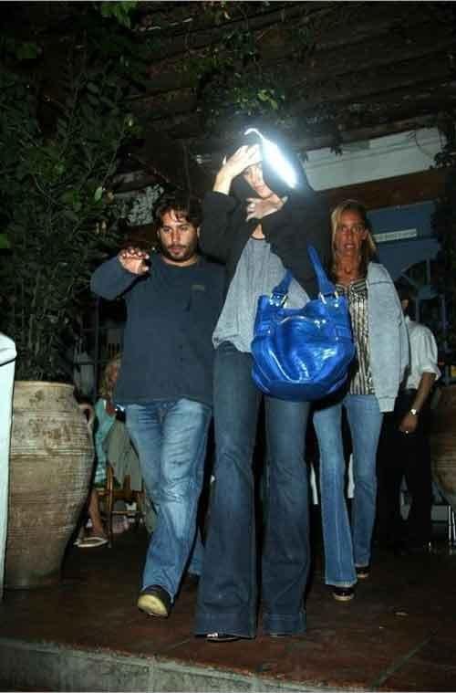 Арест Линдсей Лохан. Она заявляет, что невиновна