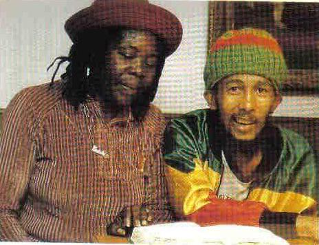 Боб Марли, музыкант:Умирая от рака в американском госпитале, король регги сказал своим сыновьям Стивену и Зигги:«За деньги жизнь не купишь»