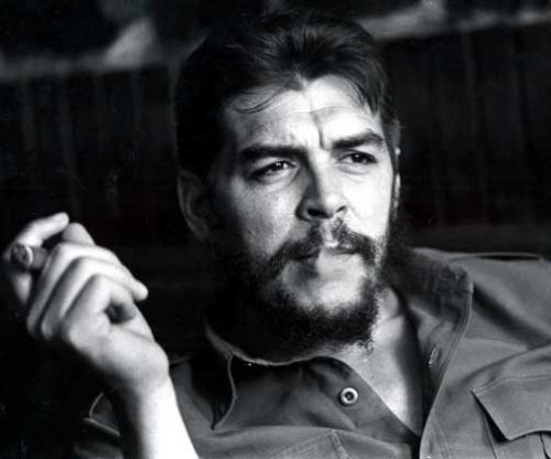 Че Гевара, революционер:«Я знаю, что вы пришли убить меня. Стреляйте, трусливые ублюдки, вы убиваете всего лишь человека!»