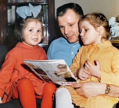 Неизвестные факты из жизни Гагарина и тайна смерти первого космонавта