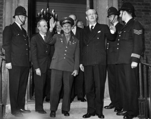 Неизвестные факты из жизни Гагарина и тайна смерти первого космонавта