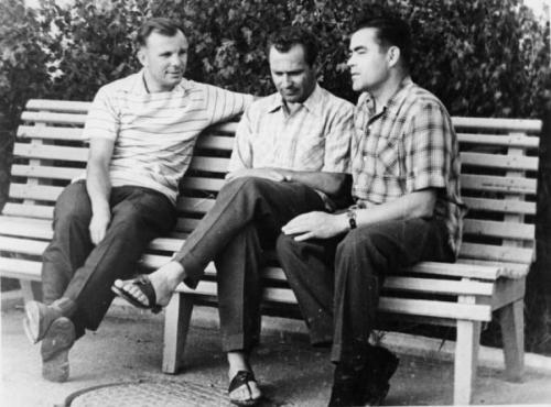 Неизвестные факты из жизни Гагарина и тайна смерти первого космонавта