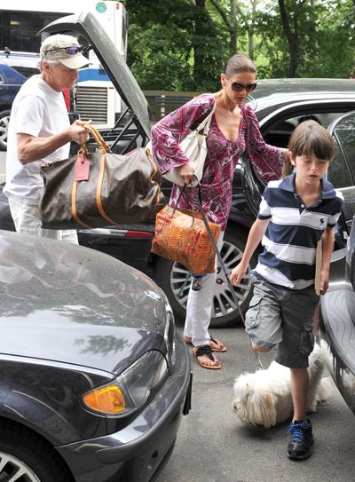 Майкл Дуглас, победивший рак, показался на публике