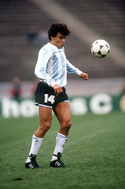 Футболисты, забившие гол в финале Чемпионатов мира