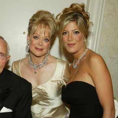 Знаменитые дочки-матери: яблоко от яблони?..