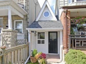 В Канаде продается самый маленький дом в мире