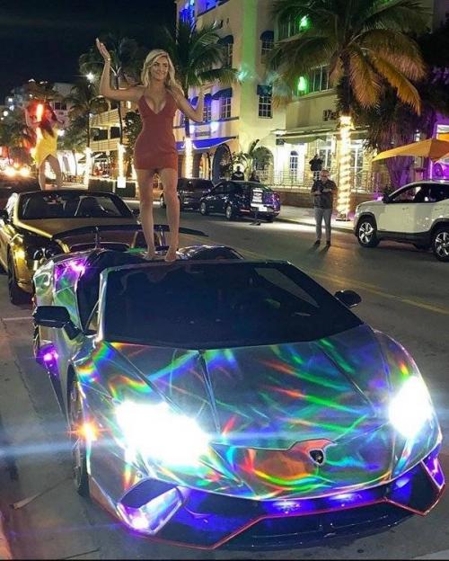 17 богатых детишек Instagram и их безумные выходки