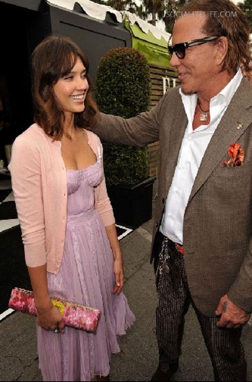 Микки Рурк и Джессика Альба: а может это любовь?