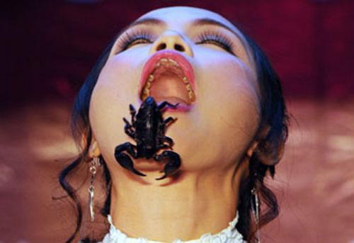 Тайская "Королева скорпионов" поставила новый рекорд