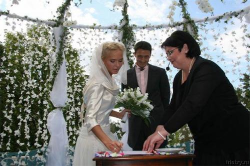 Звездные свадьбы: фотографии из домашнего архива