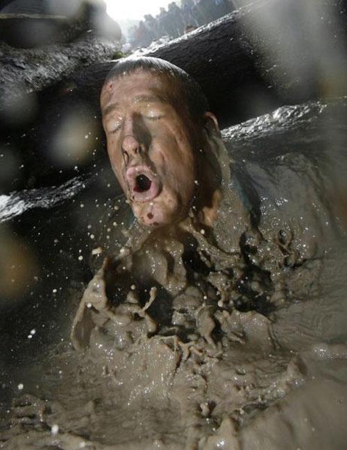 В Англии прошли соревнования «крутых парней»