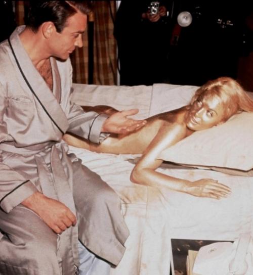 Лучшие девушки Бонда