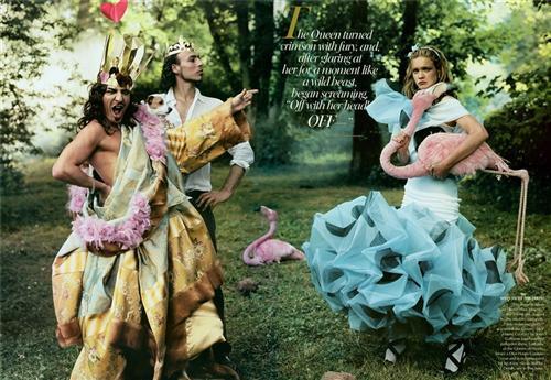 Водянова отправилась в Страну Чудес, чтобы мерить платья