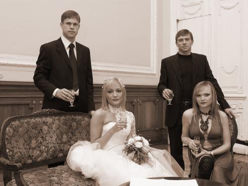 «Стерпится – слюбится»: звезды, которые простили измену