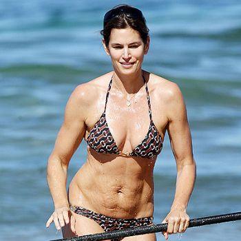 Кому из звезд лучше не показываться на пляже