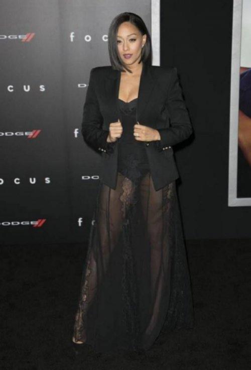 Самые неуместные наряды звезд на официальных приемах и красных дорожках