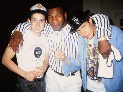 Редкие фотографии всемирно известных звезд. Часть 33