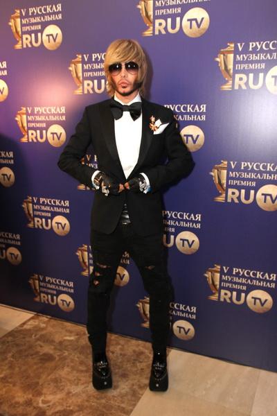 Российским звездам раздали самовары