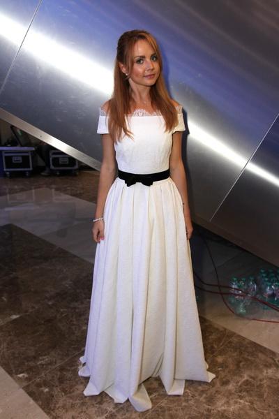 Российским звездам раздали самовары