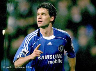 Кем звёзды хотели стать в детстве