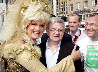 Кем звёзды хотели стать в детстве