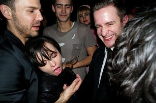 Звезды, которые не раз попадали пьяными в объектив камер