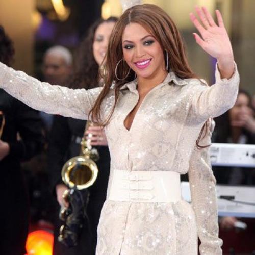 Ни складок, ни пупка: позорные ошибки звездного Фотошопа