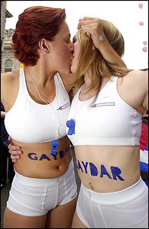 "Парад радости" — секс прямо на улице!