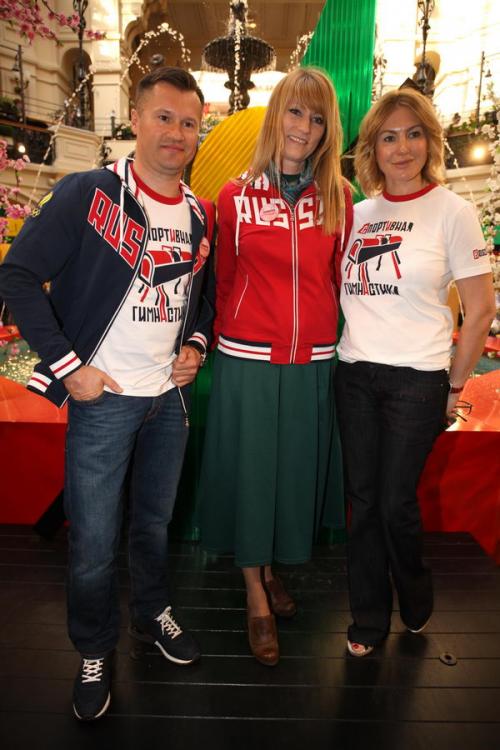 Звезды приобщились к русскому авангарду